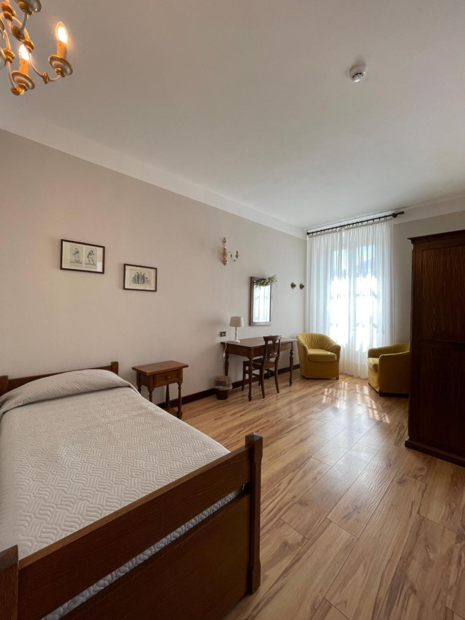 Hotel La Torre Castiglione d'Intelvi Ngoại thất bức ảnh