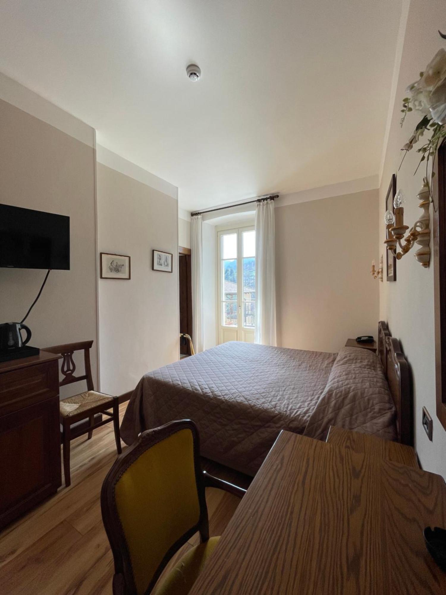 Hotel La Torre Castiglione d'Intelvi Ngoại thất bức ảnh