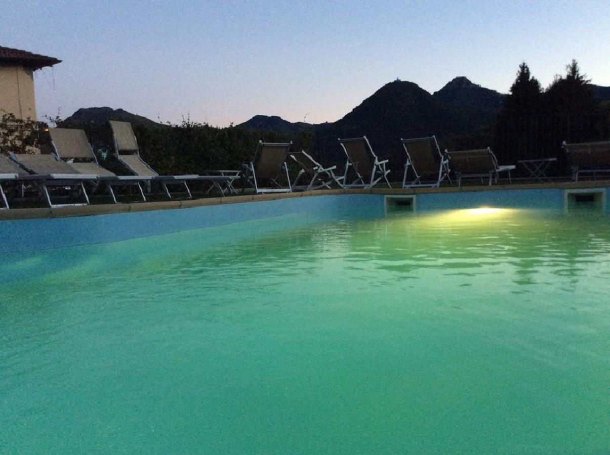 Hotel La Torre Castiglione d'Intelvi Ngoại thất bức ảnh